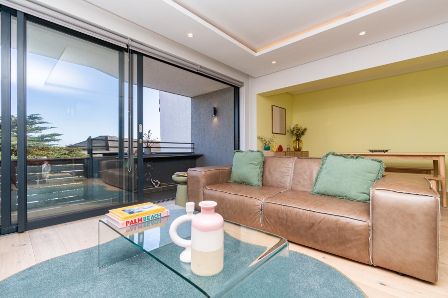 To Let 2 Bedroom Property for Rent in Three Anchor Bay Western Cape